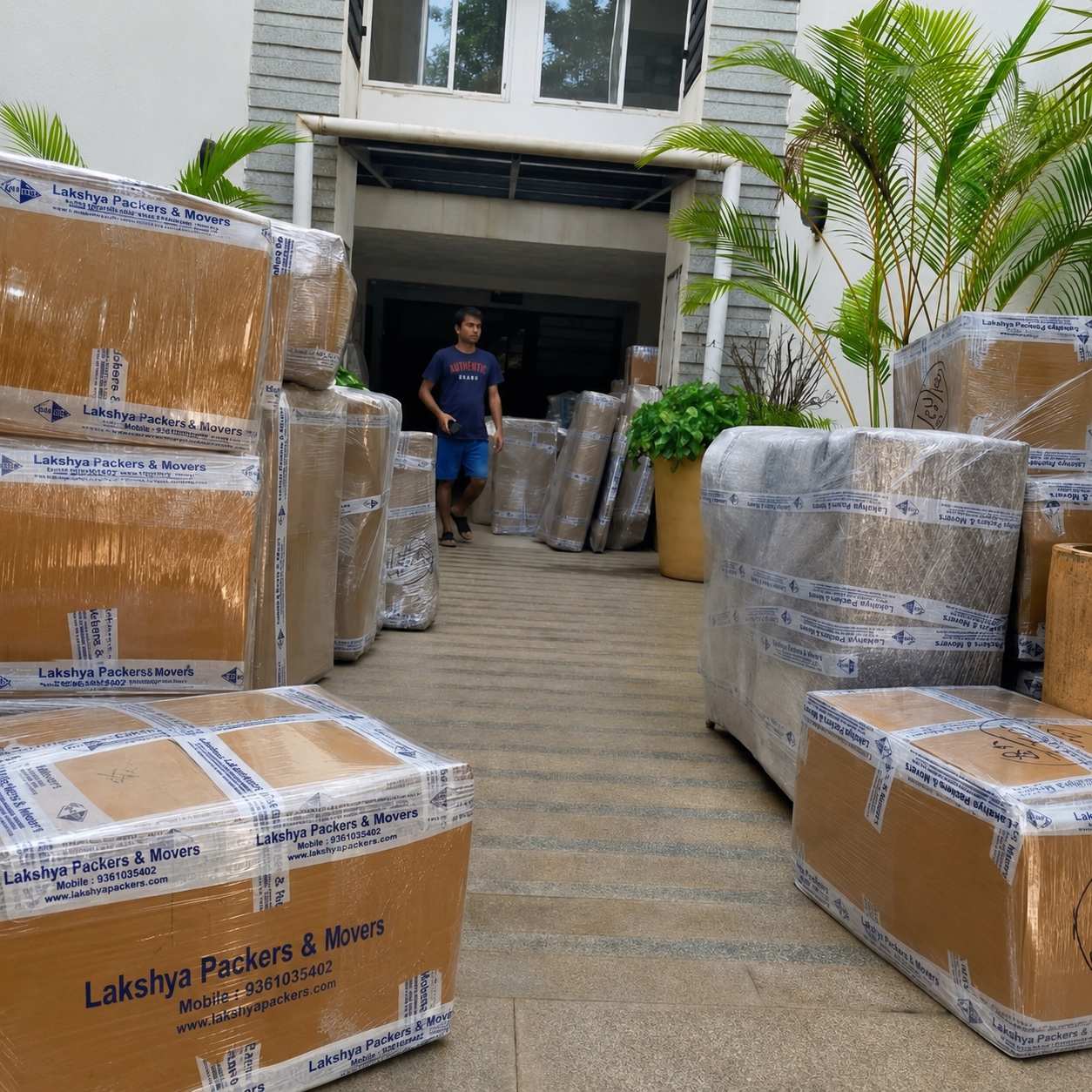 Lakshya Packers and Movers professional team packing